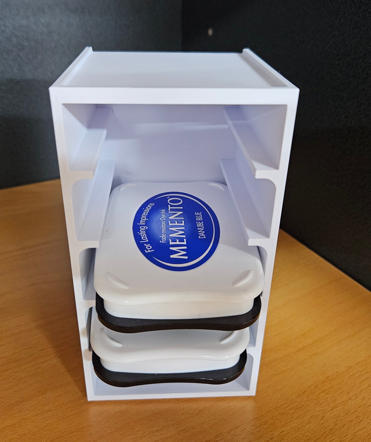 Memento ink pad storage unit