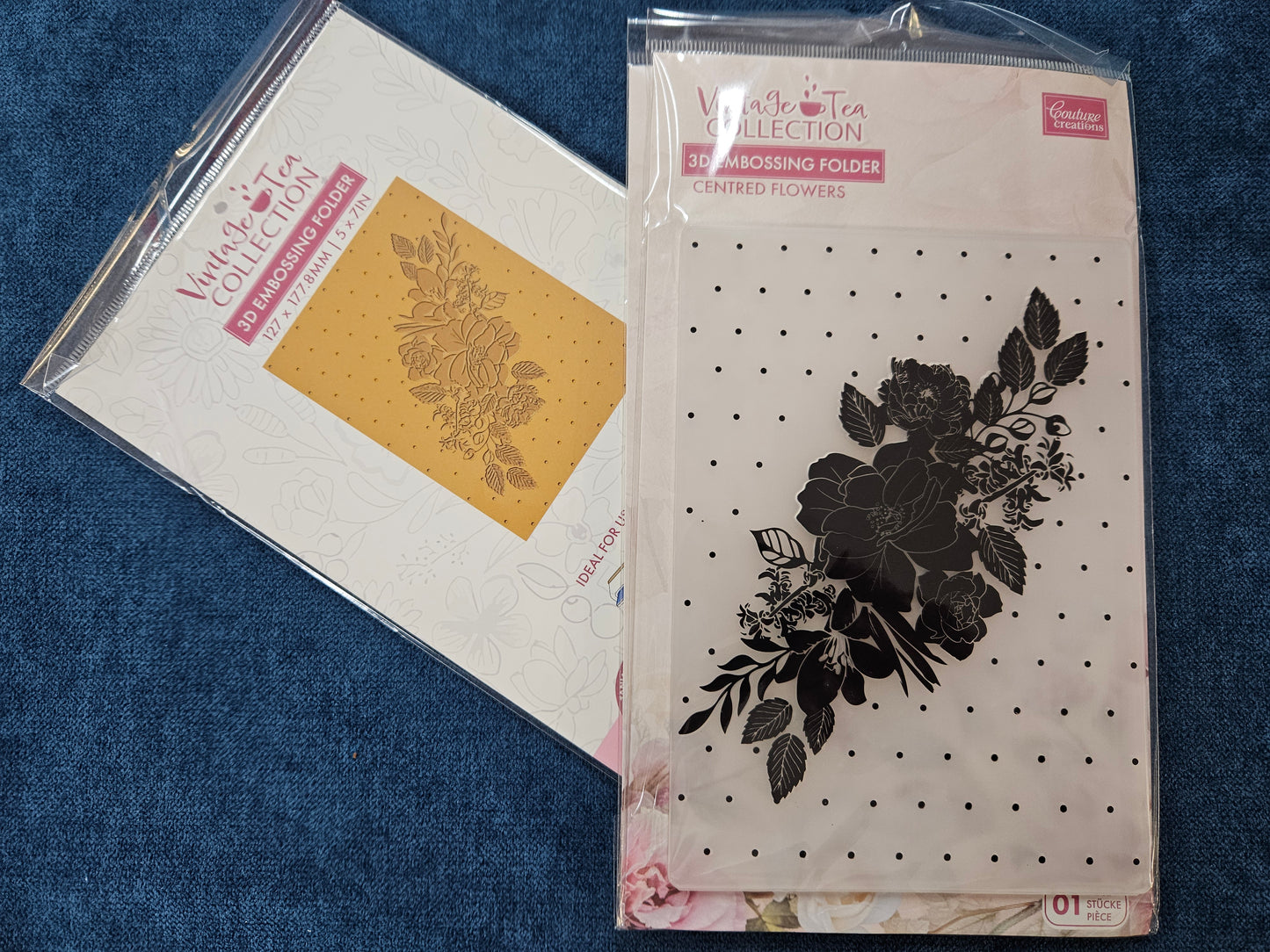 Couture Creations 3D Embossing Folder Centred Flowers