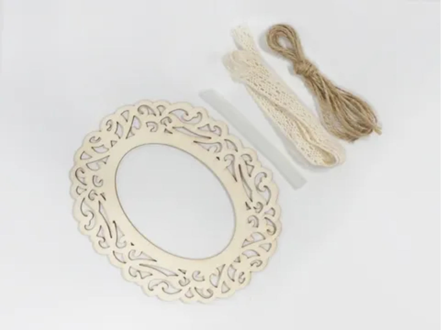 FANCY WOODEN DECORATIVE FRAME