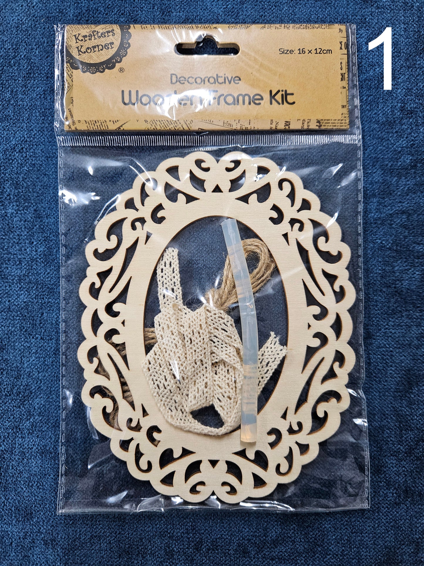 FANCY WOODEN DECORATIVE FRAME